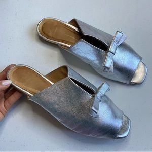 INTENTIONALLY BLANK Size 10 Metallic Silver Leather Peep-Toe Slip-on Loafer Flat